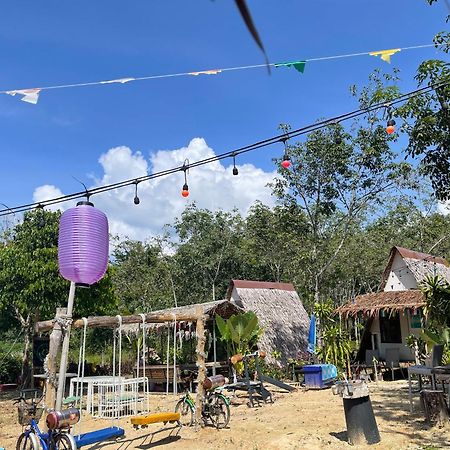 ホテル Phuketairportcamping Ban Bo Sai Klang エクステリア 写真