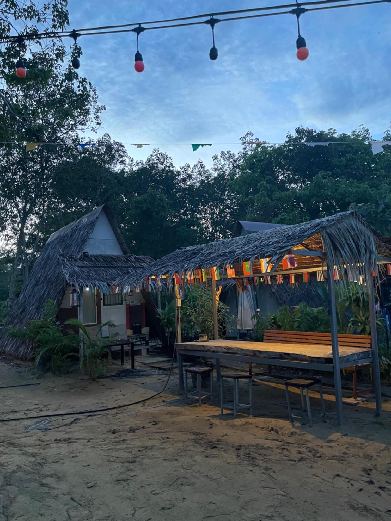 ホテル Phuketairportcamping Ban Bo Sai Klang エクステリア 写真